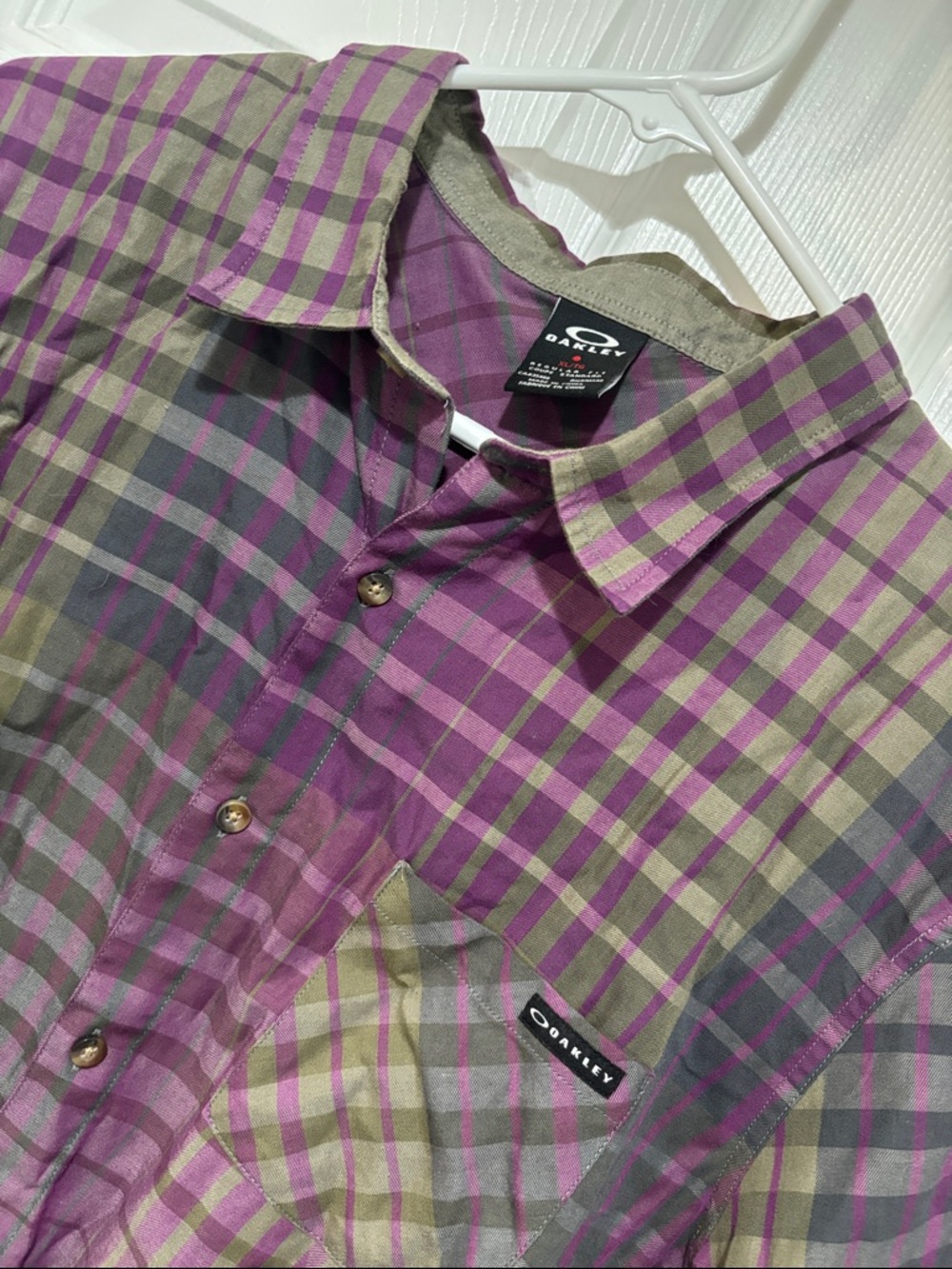 OAKLEY Plaid Short-Sleeve Button-Up Shirt